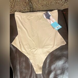 Assets Spanx High Waist Thong Neutral Women’s 1X NWT